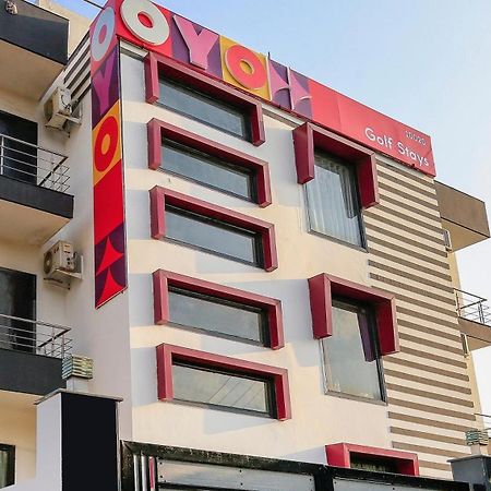Hotel O Golf Stays Near Aravali Biodiversity Park Гургаон Екстериор снимка