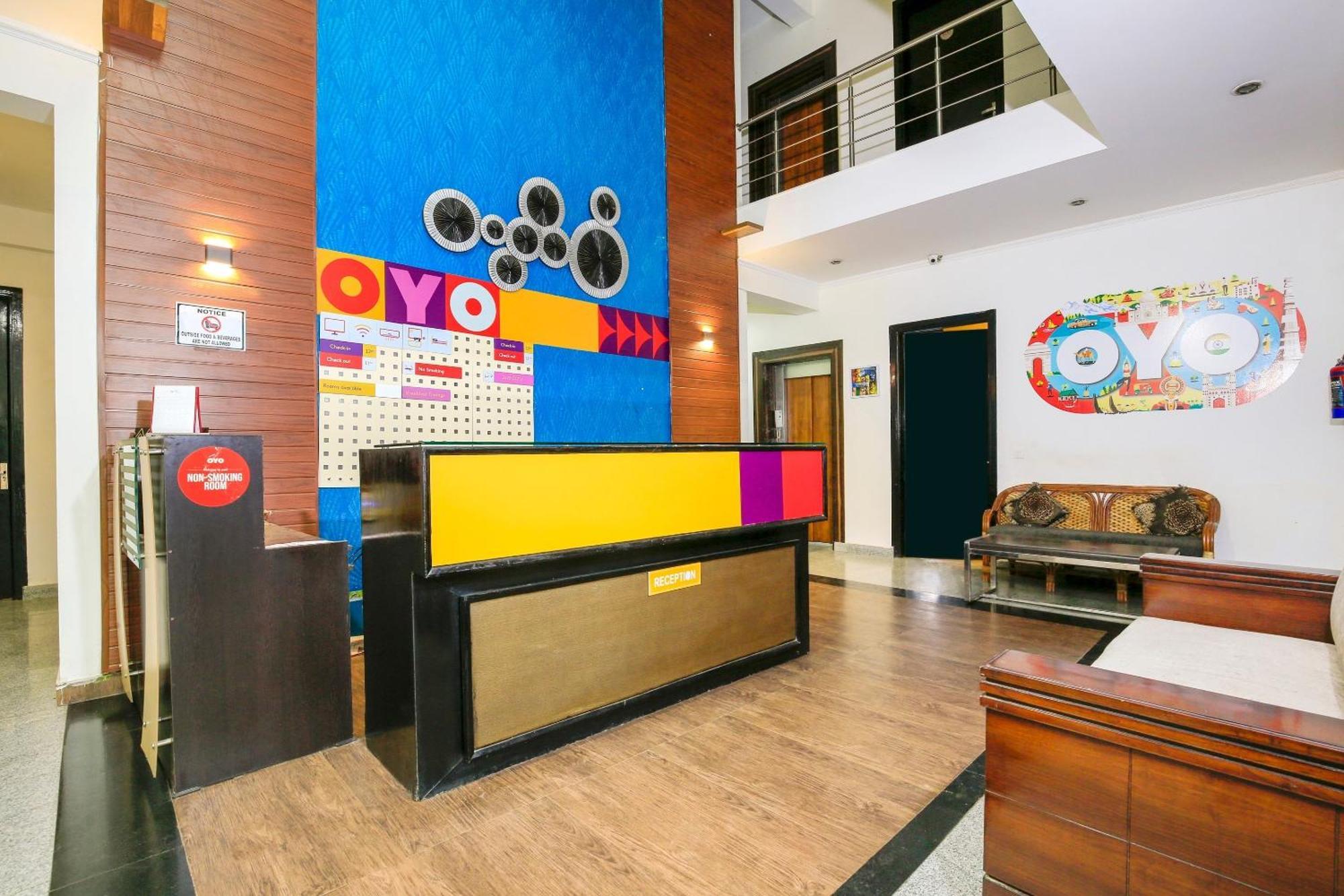 Hotel O Golf Stays Near Aravali Biodiversity Park Гургаон Екстериор снимка