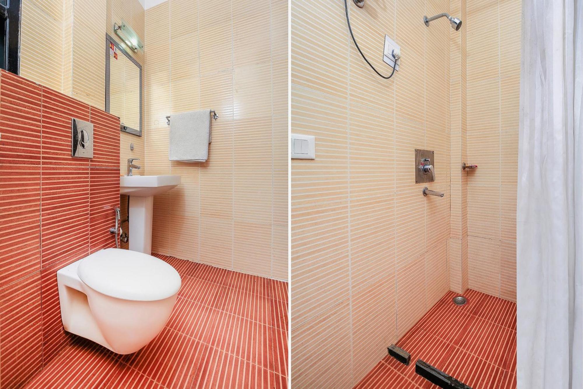Hotel O Golf Stays Near Aravali Biodiversity Park Гургаон Екстериор снимка